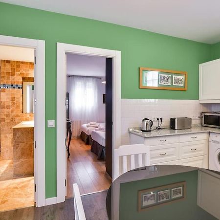 Big Stylish And Modern Apartment In Madrid Centre Exterior photo